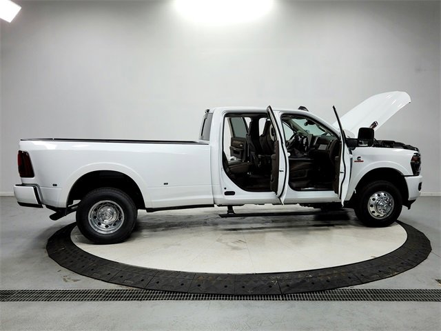 New 2026 RAM 3500 Longhorn image 16