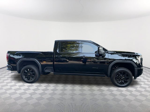Used 2026 GMC Sierra 2500 AT4 w/ AT4 Premium Plus Package AWD/4WD image 4