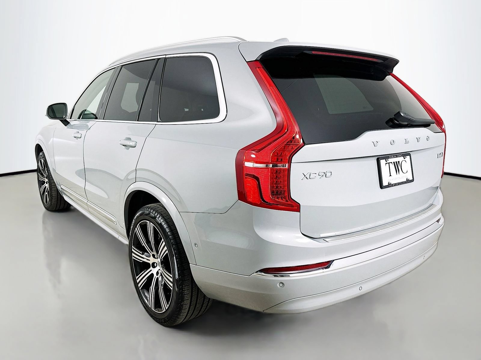 Used 2025 Volvo XC90 B6 Plus w/ Protection Package Premier AWD/4WD image 7
