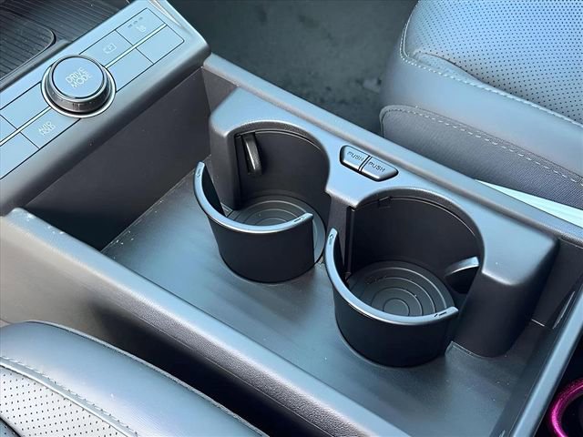 New 2026 Hyundai Kona SEL Premium image 17