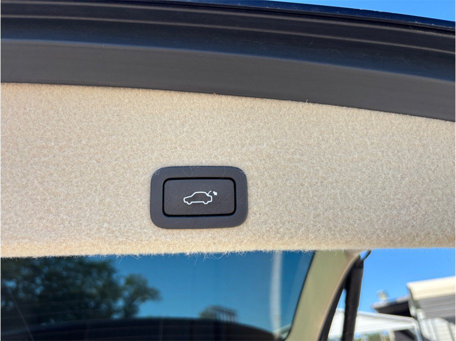 Used 2016 Volvo XC60 T5 Premier AWD/4WD image 45