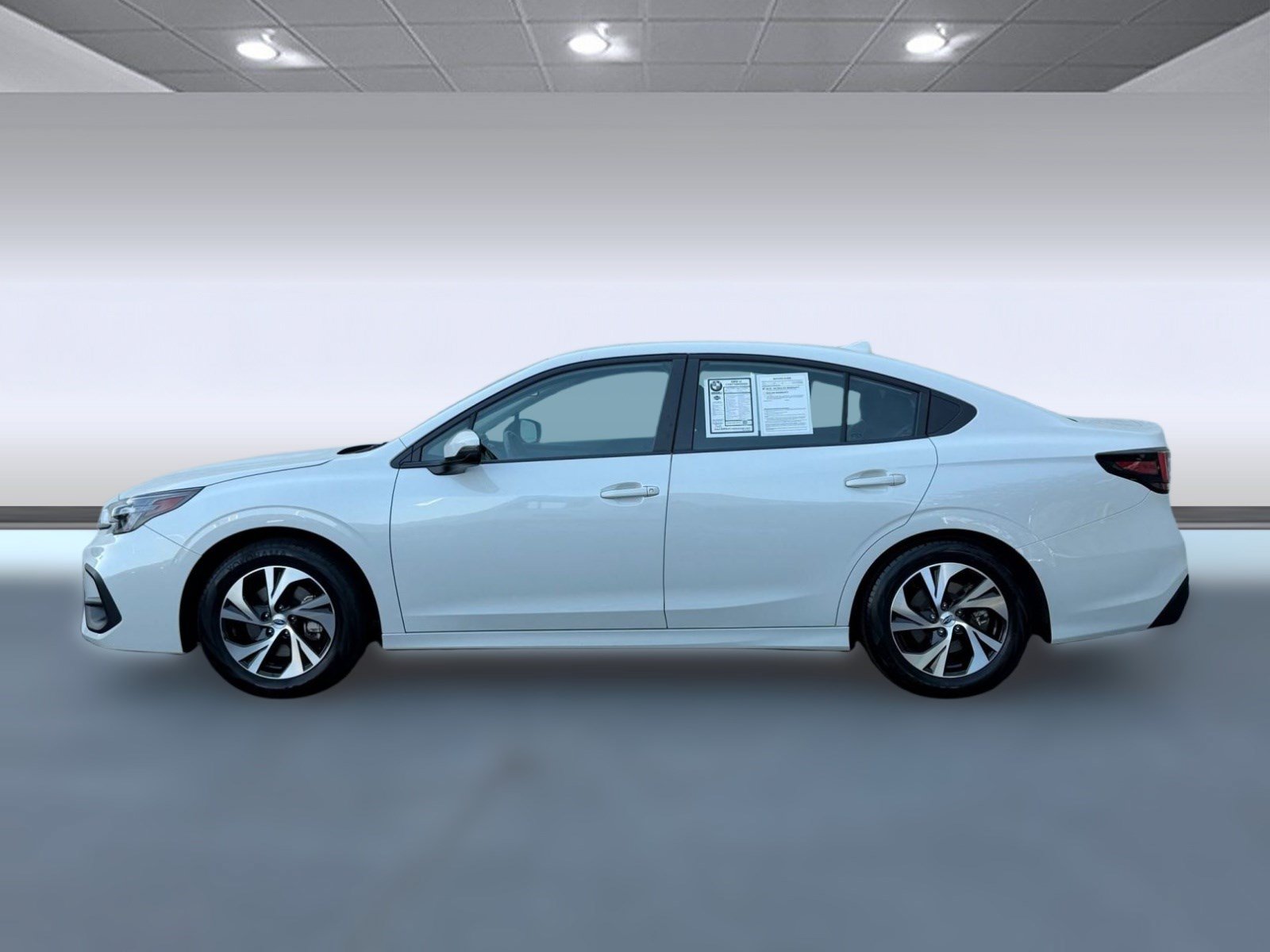 Used 2025 Subaru Legacy Premium AWD/4WD image 2