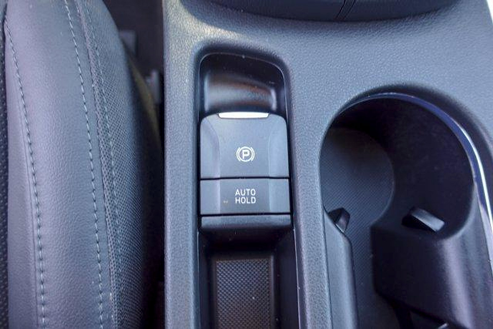 Used 2023 Hyundai Kona Limited FWD image 22