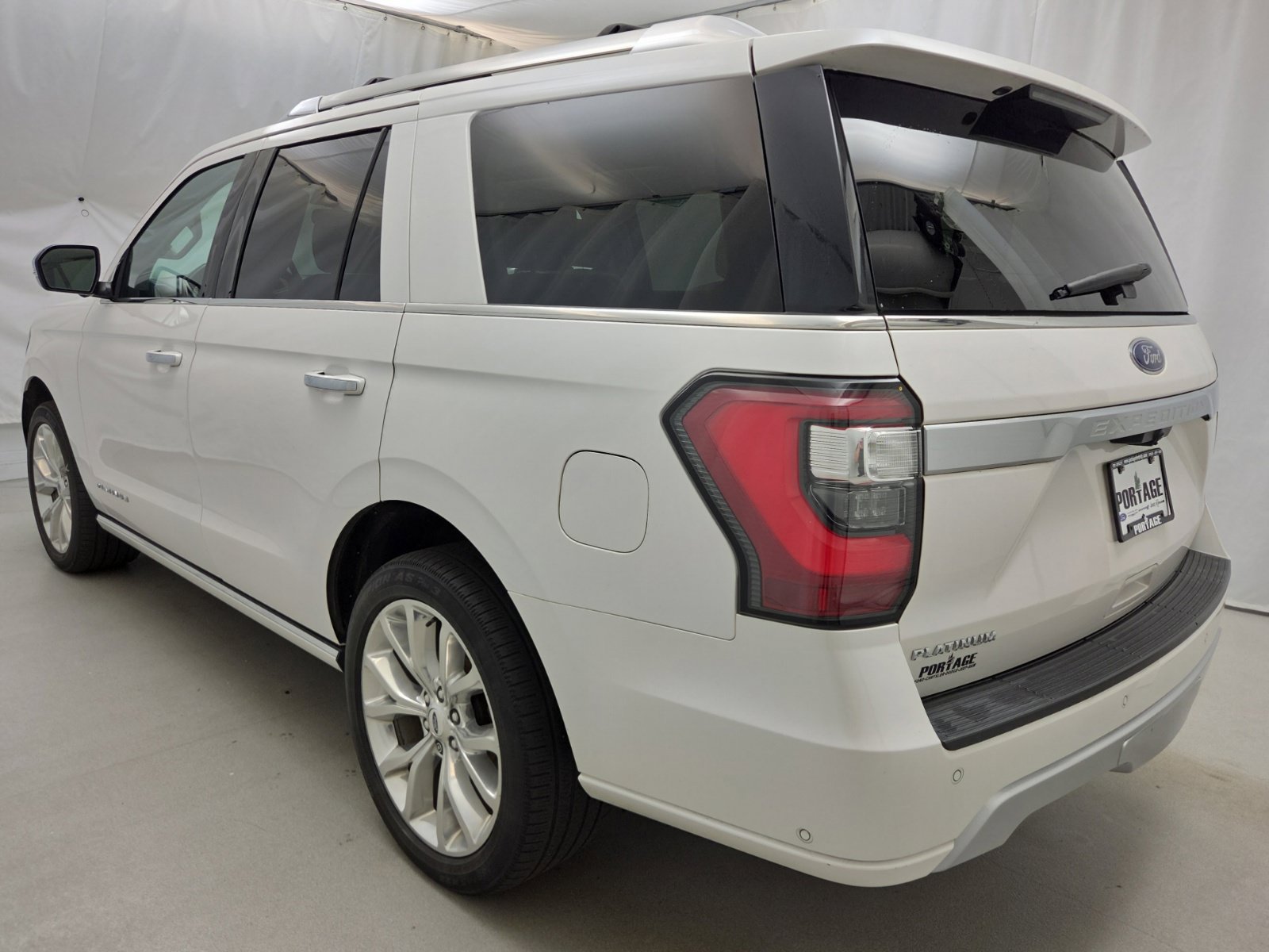 Used 2019 Ford Expedition Platinum AWD/4WD image 5