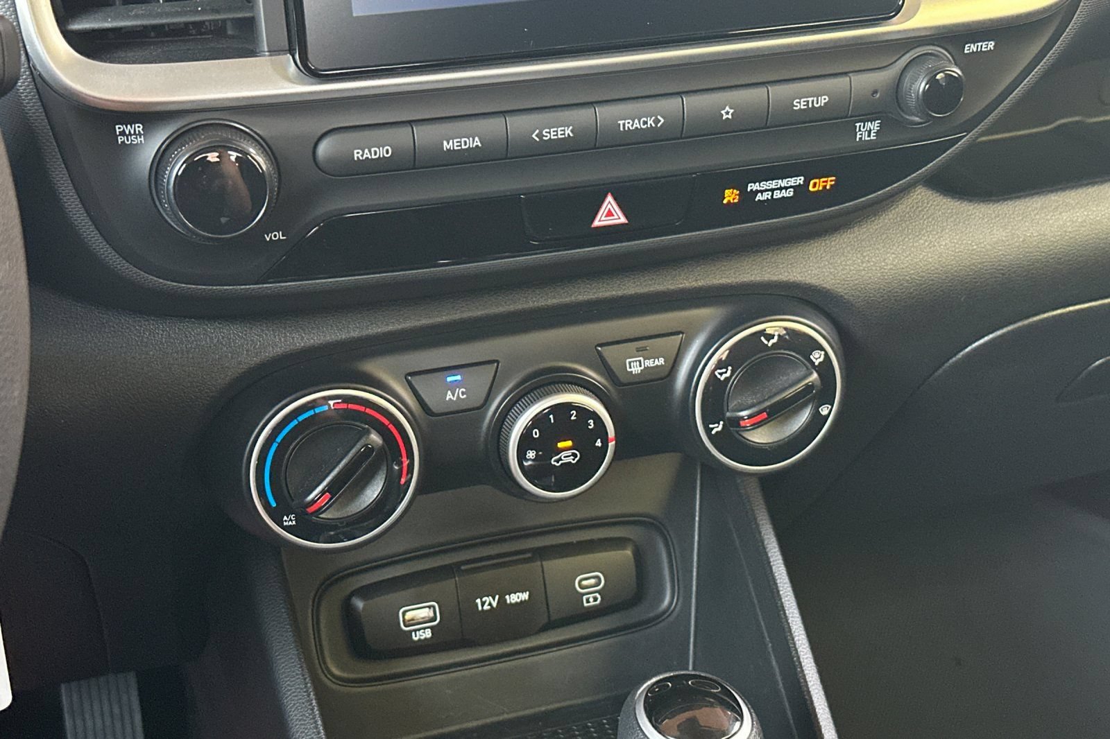 Certified 2026 Hyundai Venue SE FWD image 26