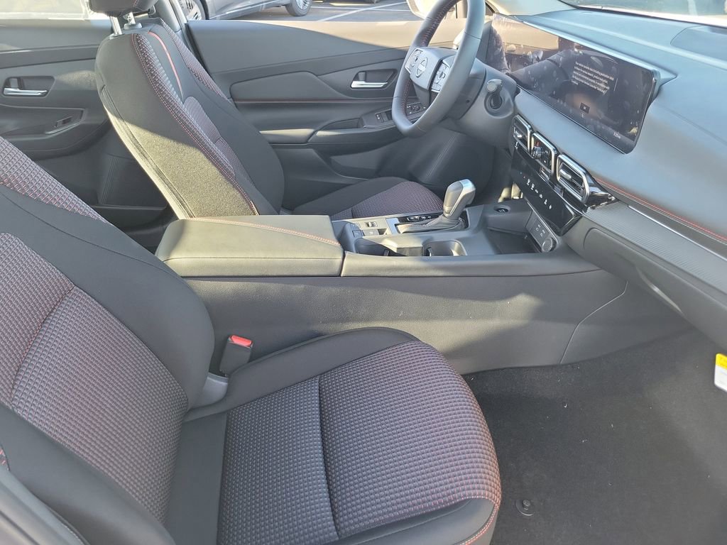 New 2026 Nissan Sentra SR w/ Floor Mat Package image 12