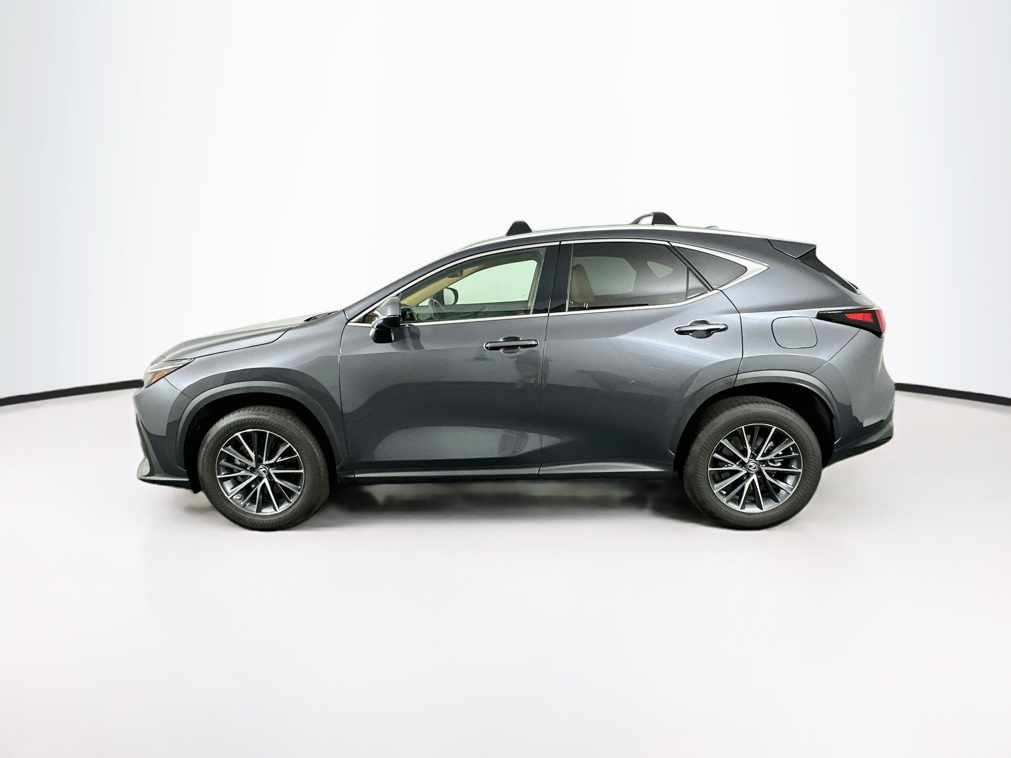 Used 2023 Lexus NX 350 AWD image 4