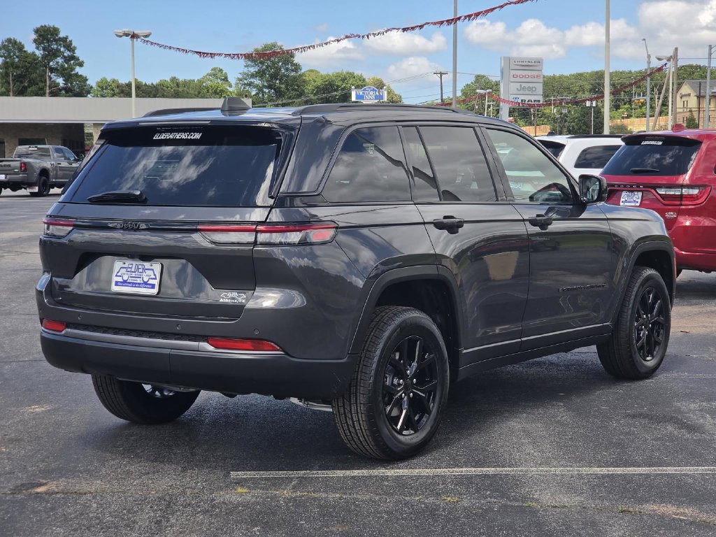 New 2026 Jeep Grand Cherokee Altitude RWD image 8