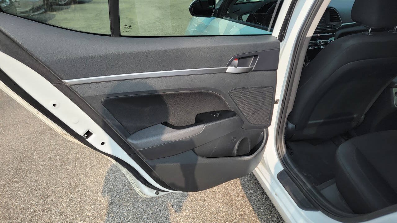 Used 2020 Hyundai Elantra Value Edition FWD image 21