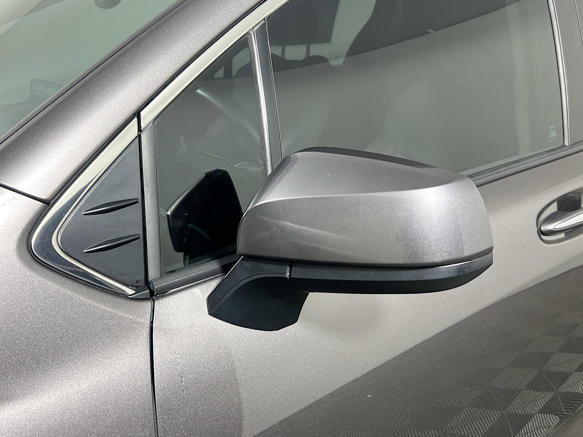 Used 2022 Toyota Sienna XLE w/ XLE Plus Package FWD image 12
