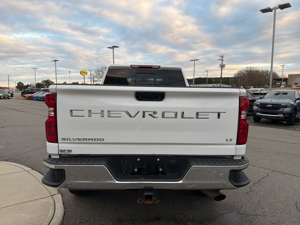 Used 2022 Chevrolet Silverado 2500 LT w/ Convenience Package image 4