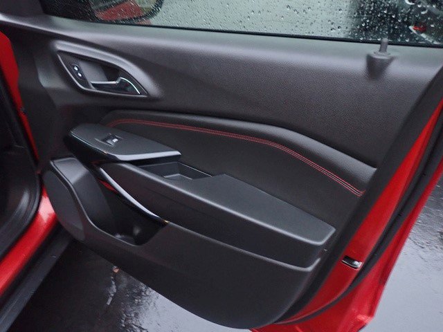 Certified 2024 Chevrolet Trax RS w/ Driver Confidence Package image 15