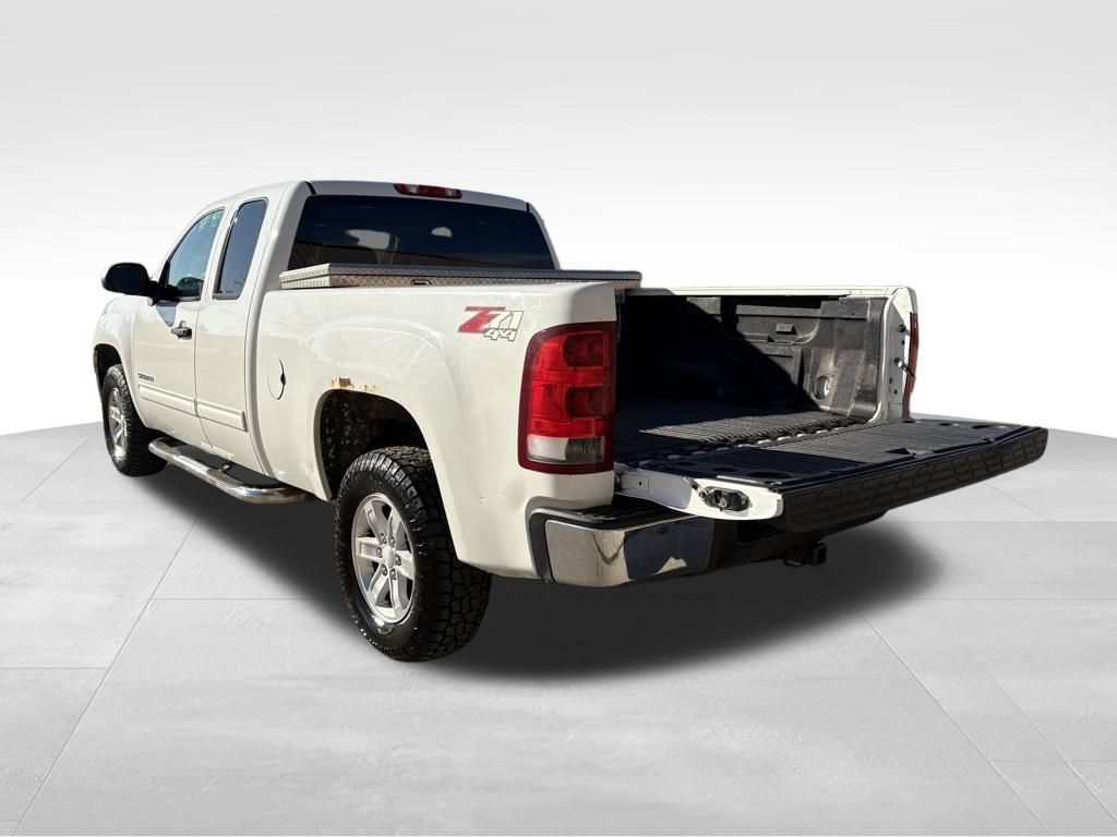 Used 2011 GMC Sierra 1500 SLE w/ Power Tech Package AWD/4WD image 13