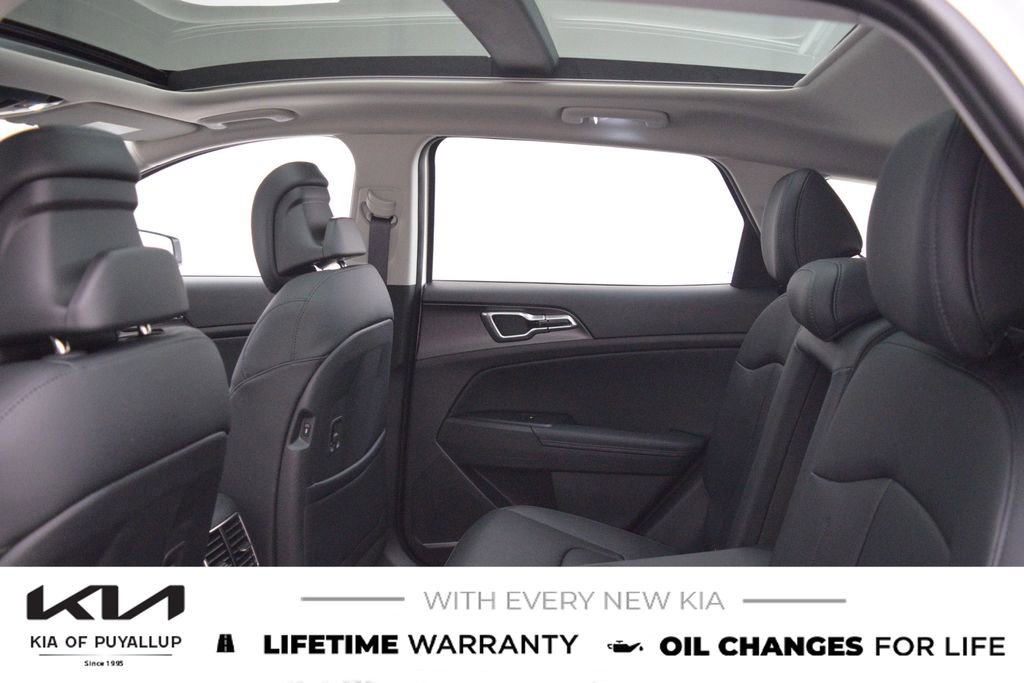 New 2026 Kia Sportage EX image 12