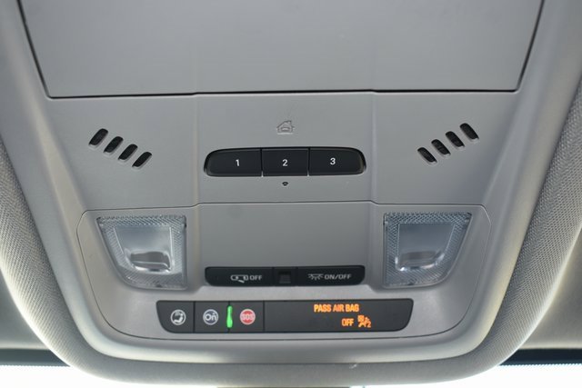 Used 2023 GMC Acadia SLT image 32