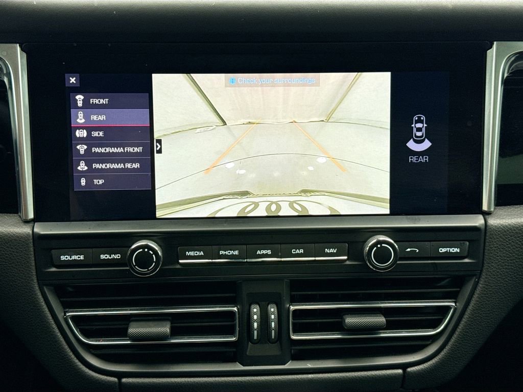 Used 2021 Porsche Macan S image 15