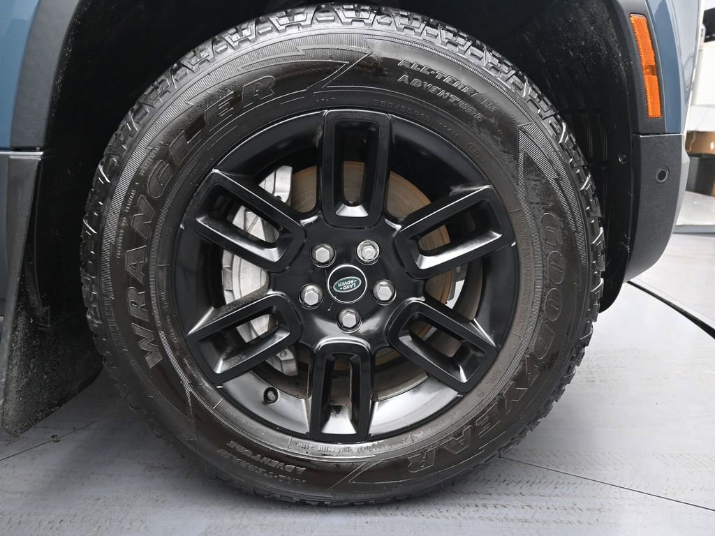Used 2024 Land Rover Defender 110 S AWD/4WD image 31