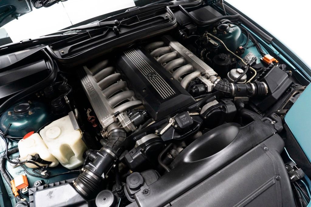 Used 1992 BMW 850i RWD image 45