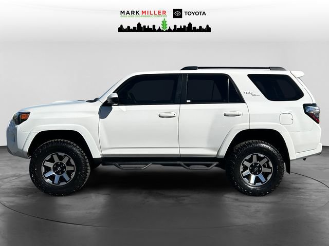 Used 2020 Toyota 4Runner TRD Off-Road AWD/4WD image 2