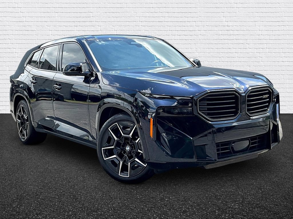 Used 2023 BMW XM AWD/4WD image 3