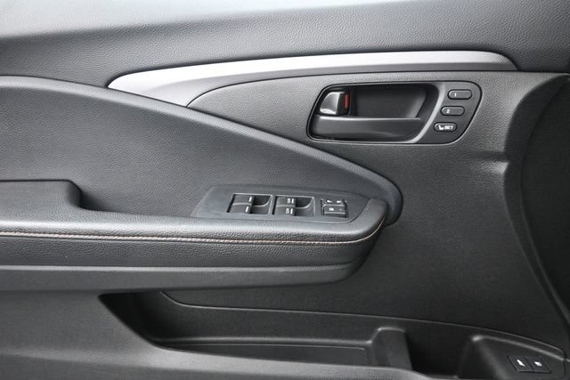 Used 2022 Honda Pilot TrailSport image 24