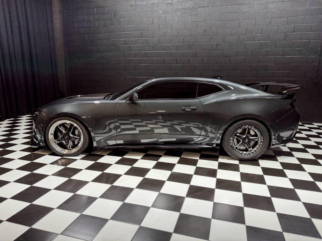 Used 2017 Chevrolet Camaro ZL1 image 12