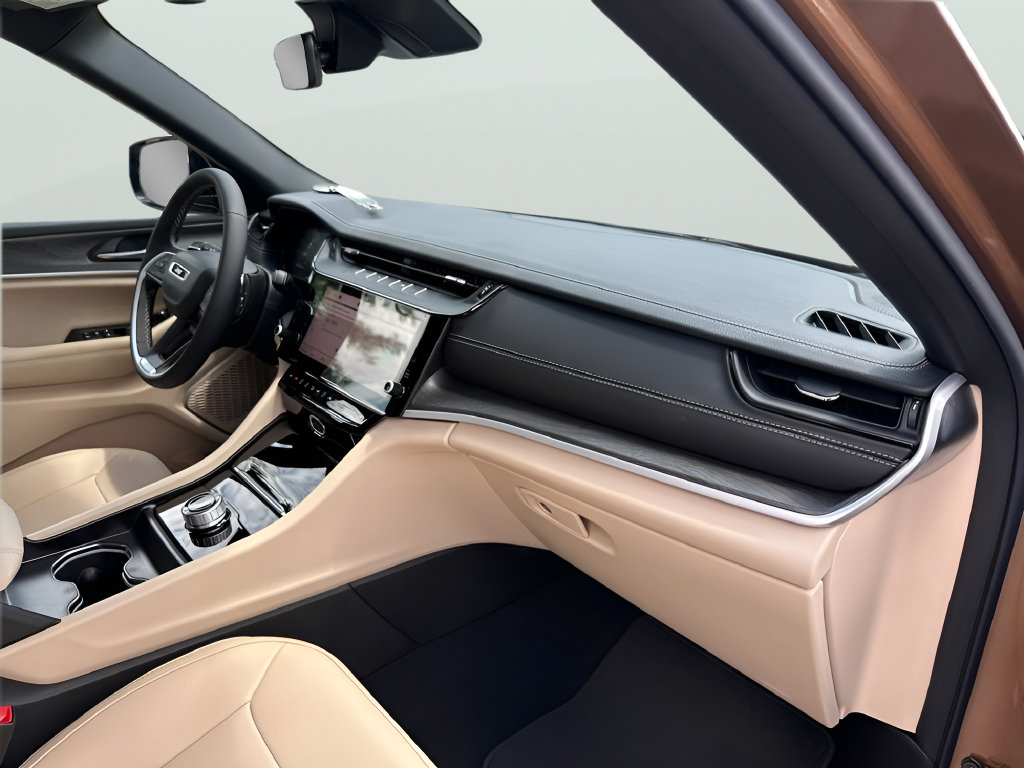 New 2026 Jeep Grand Cherokee Limited RWD image 39