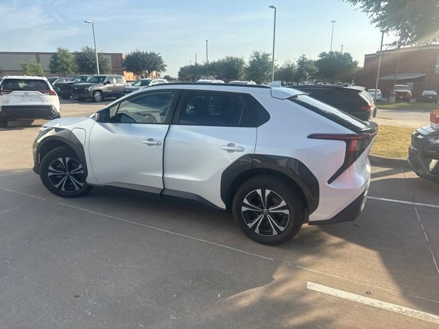 Used 2024 Toyota bZ4X AWD image 5