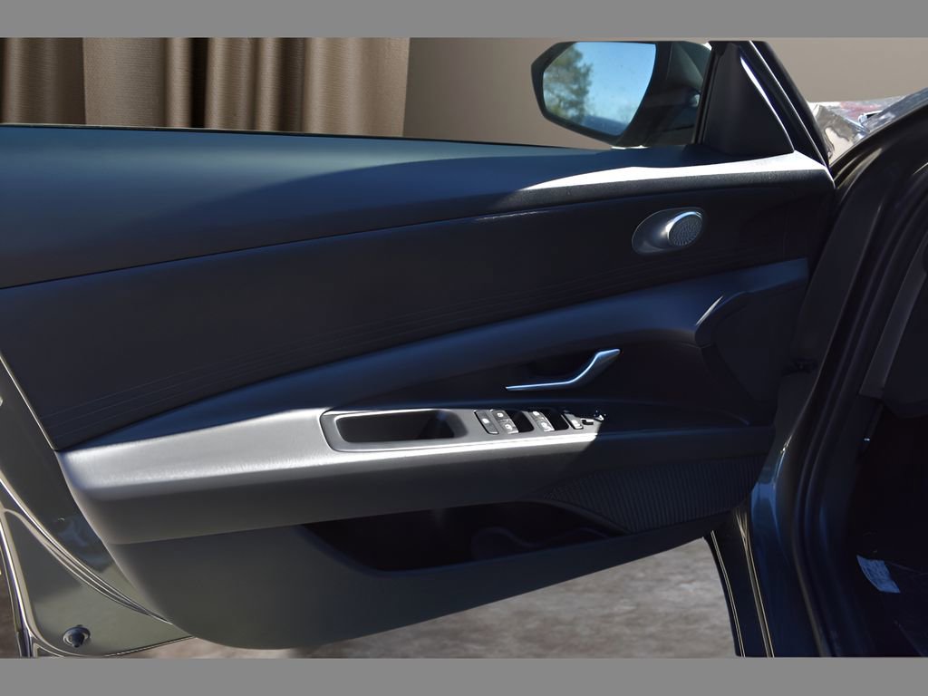 New 2026 Hyundai Elantra SE image 15