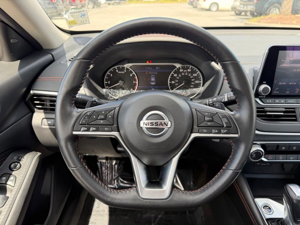 Used 2022 Nissan Altima 2.5 SR image 18