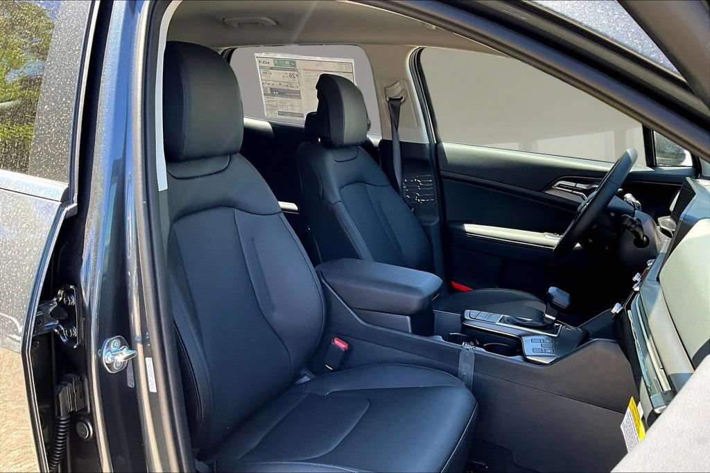 New 2026 Kia Sportage EX AWD/4WD image 11