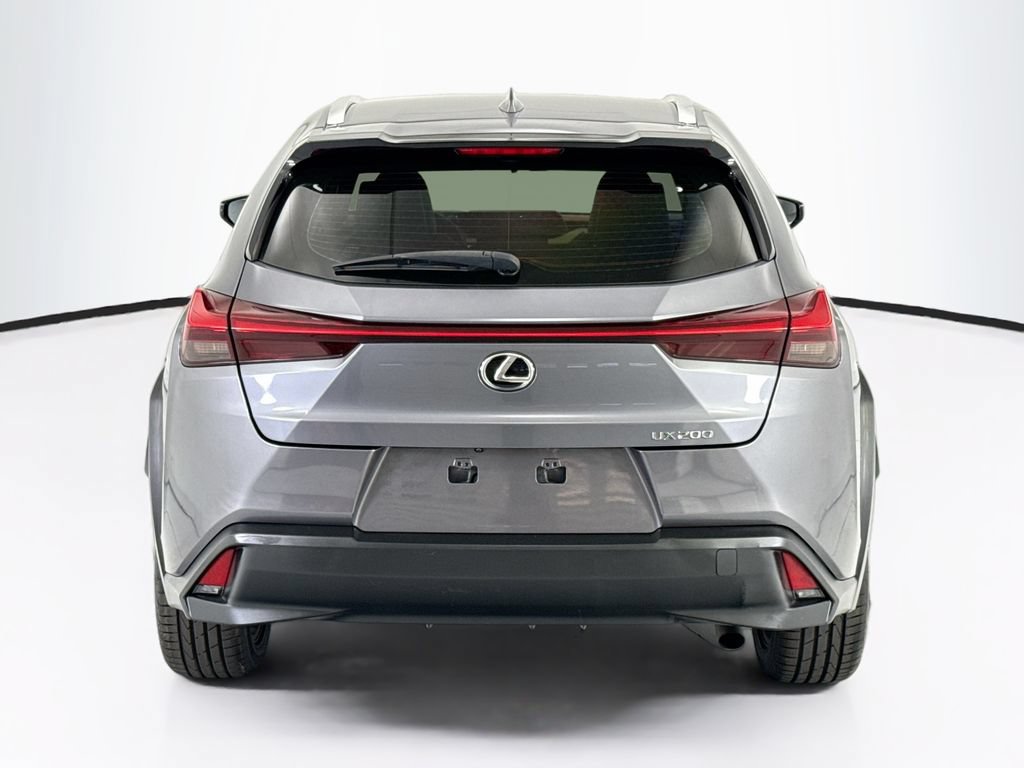 Used 2019 Lexus UX 200 FWD image 6
