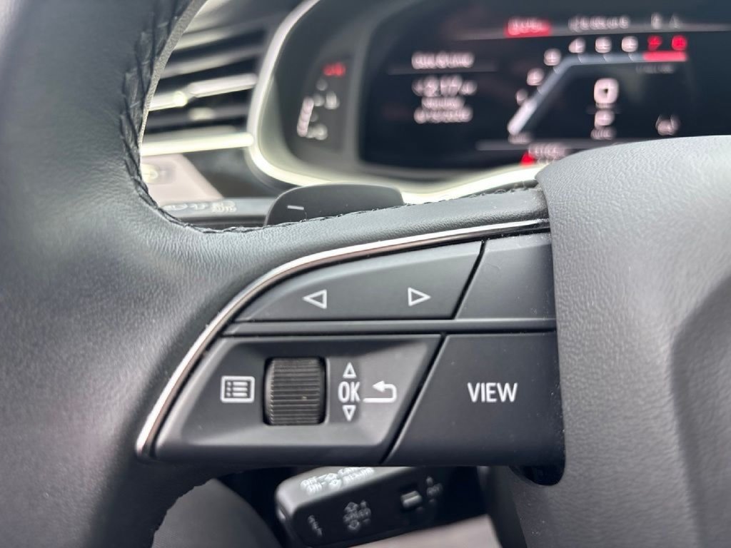 Used 2023 Audi Q8 Premium AWD/4WD image 16