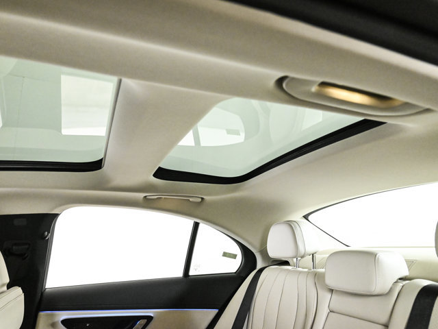 Used 2025 Mercedes-Benz E 450 4MATIC Sedan image 21