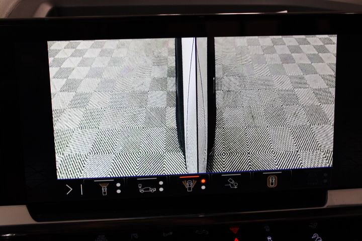 New 2025 GMC Sierra 2500 SLT w/ SLT Premium Package image 40