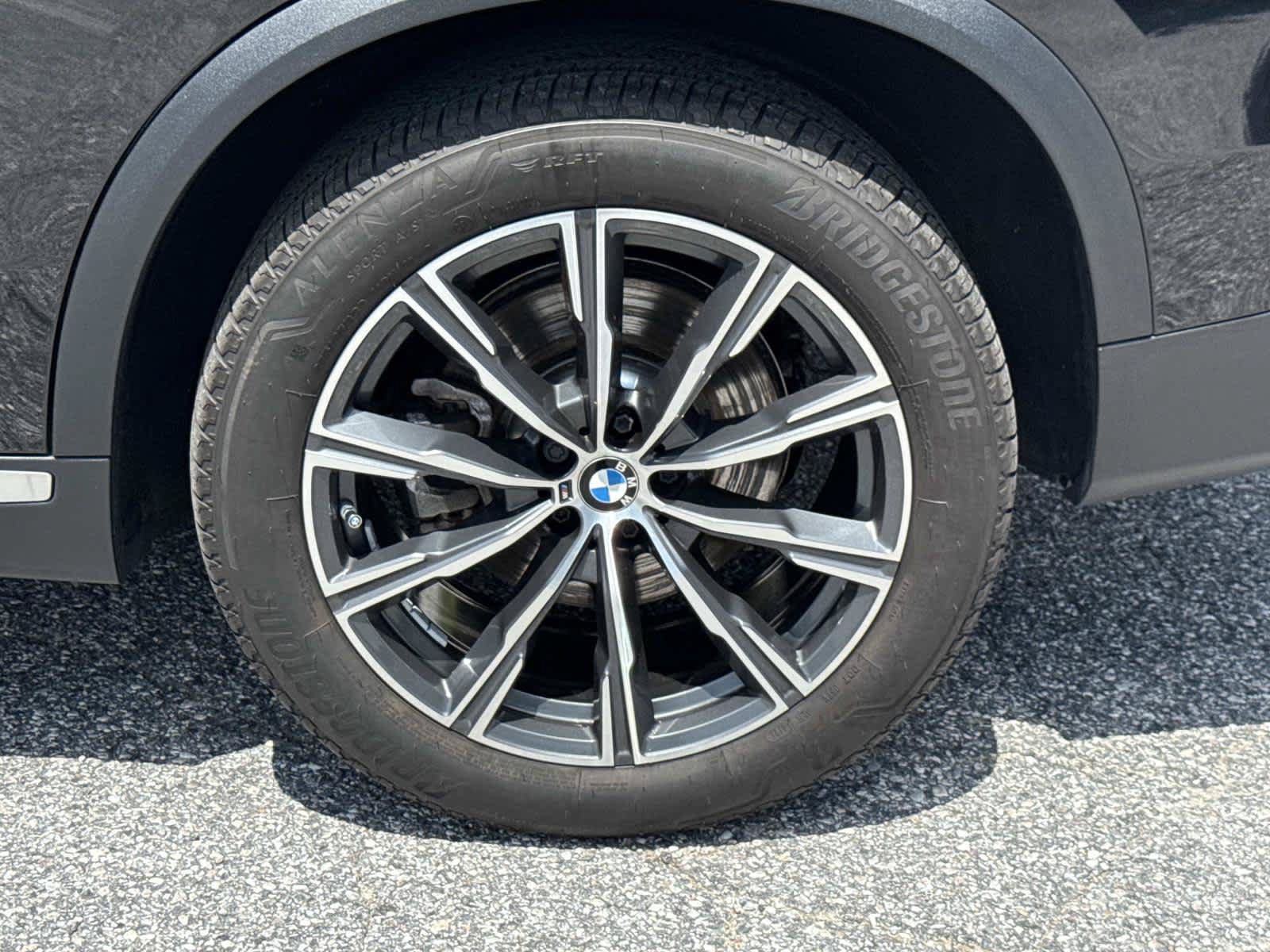 Used 2026 BMW X5 xDrive40i w/ Executive Package AWD/4WD image 12