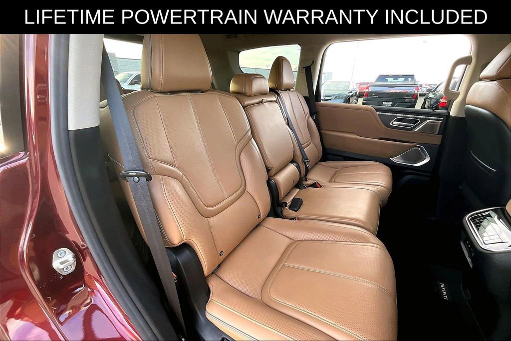Certified 2025 INFINITI QX80 Sensory image 36