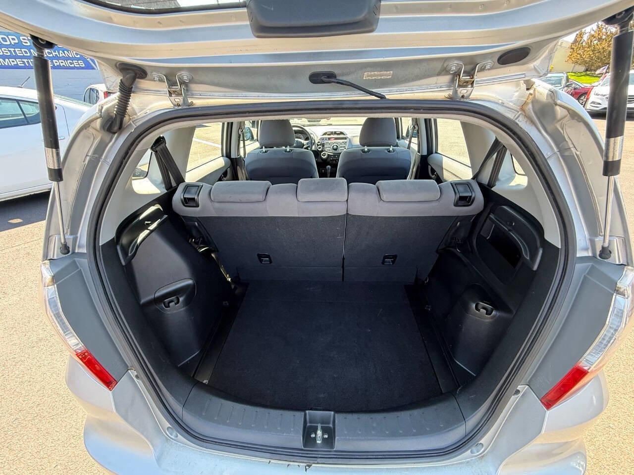 Used 2011 Honda Fit image 18