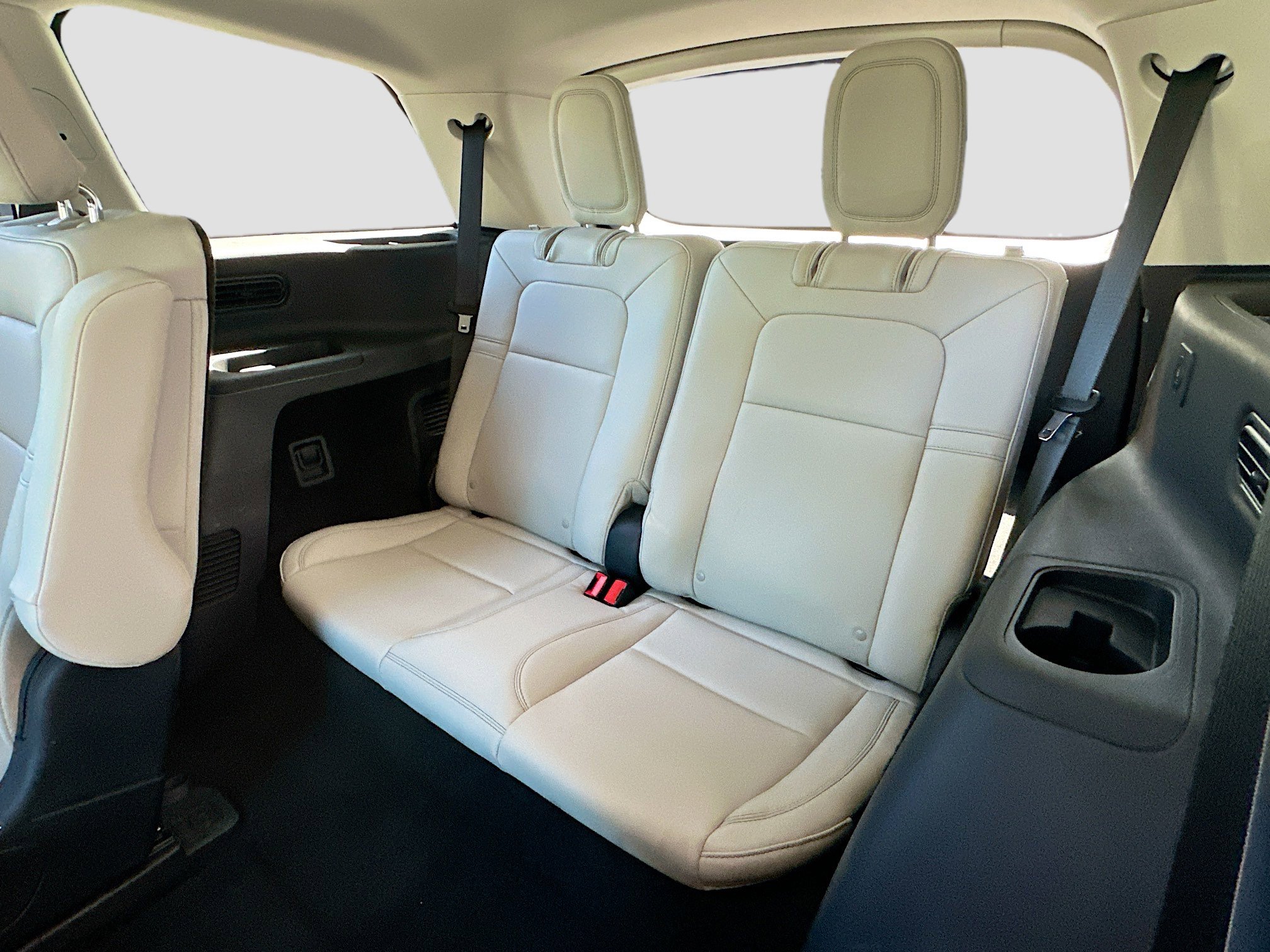 Used 2025 Lincoln Aviator 2WD image 28