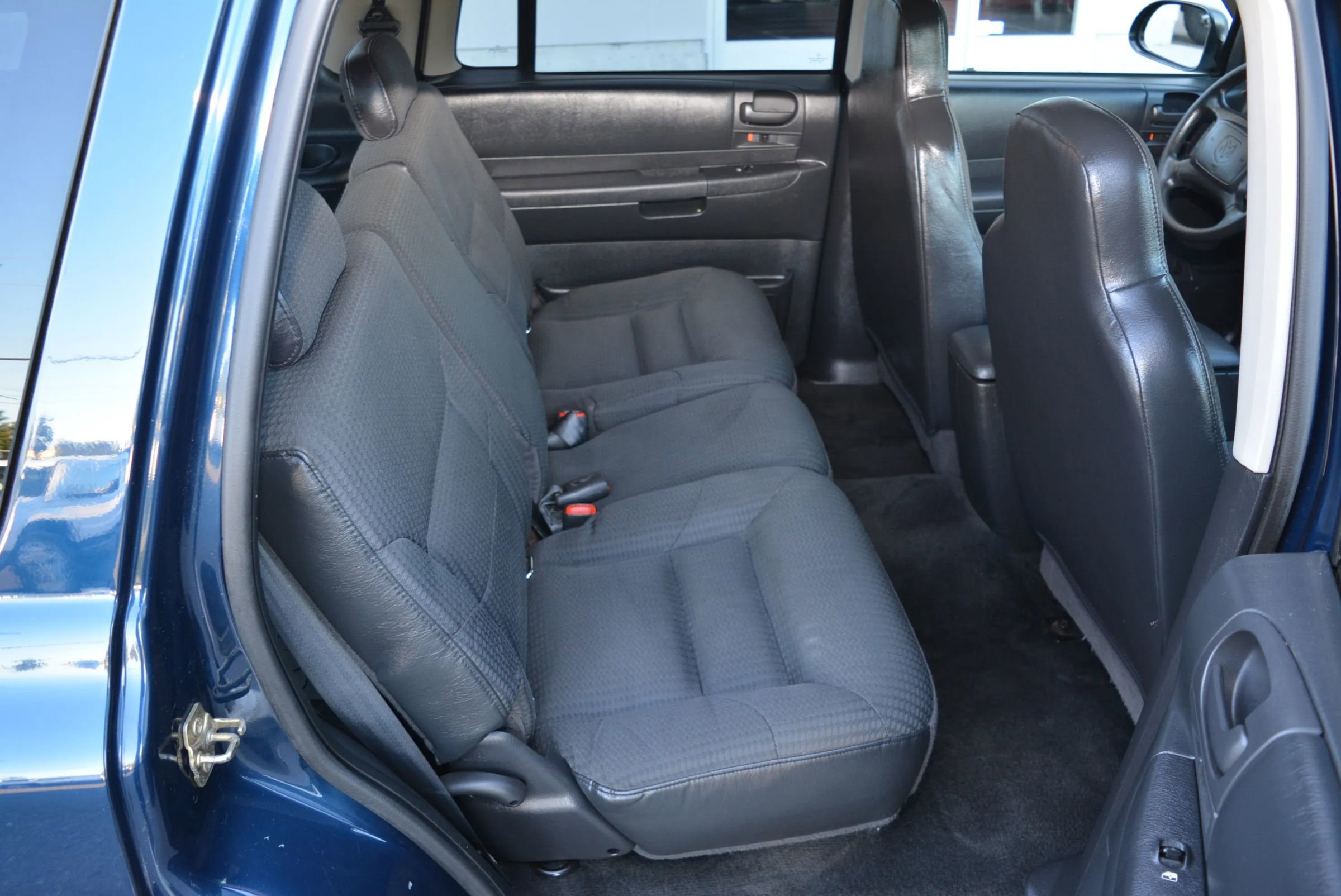 Used 2003 Dodge Durango Sport image 14