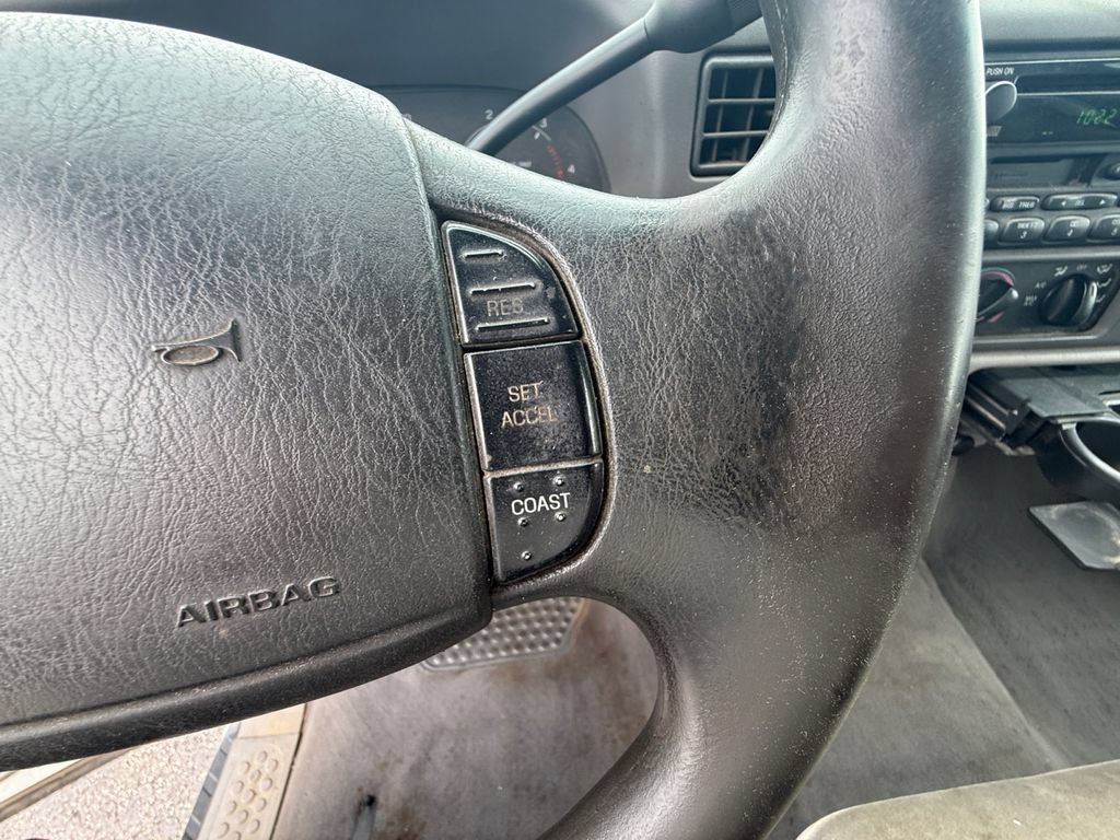 Used 2001 Ford F250 4x4 SuperCab Super Duty image 11