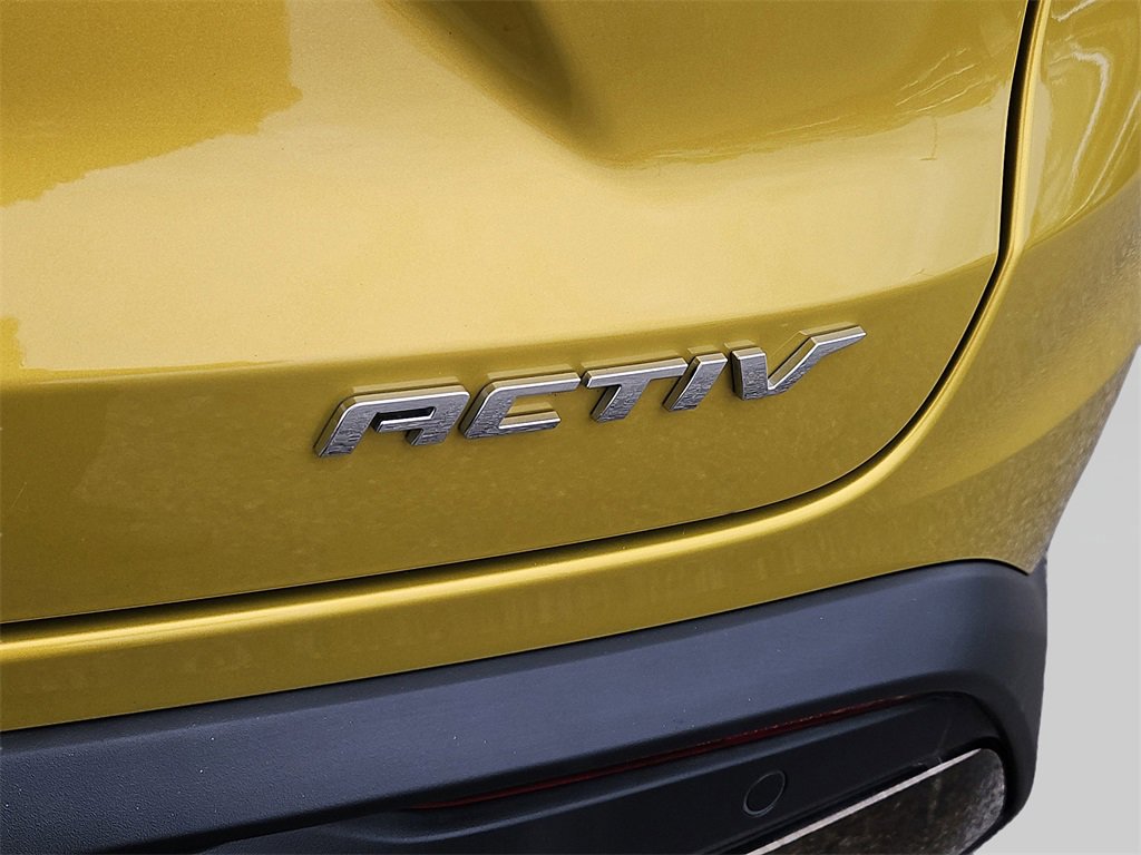 Certified 2025 Chevrolet Trax ACTIV w/ Sunroof Package image 12