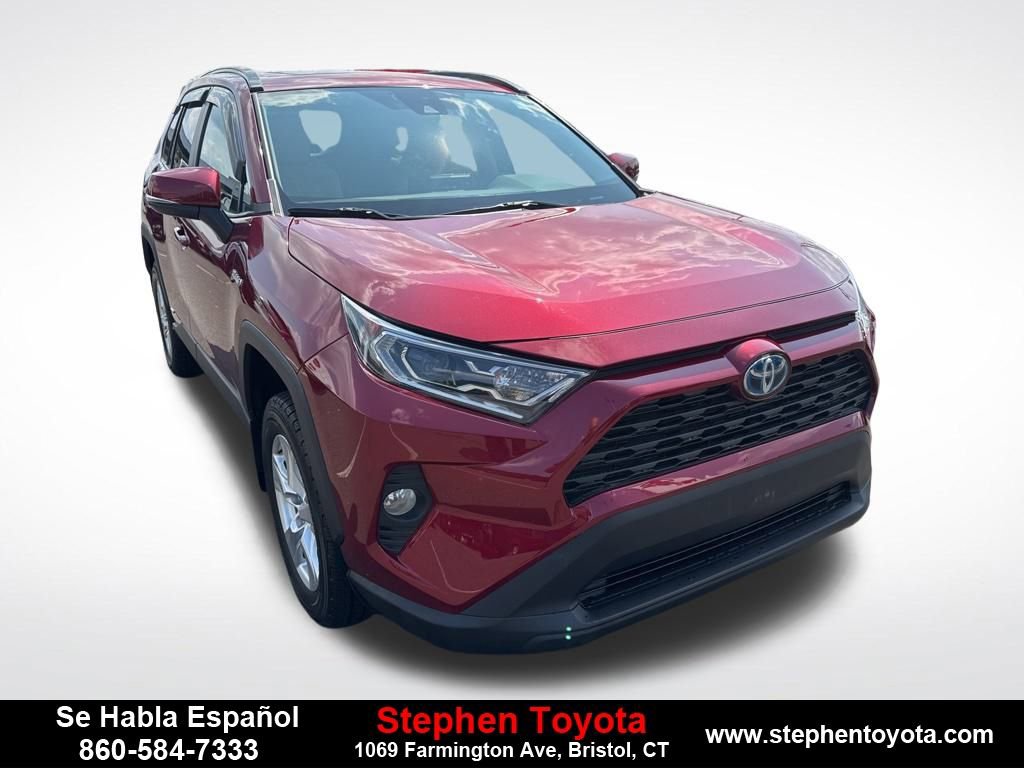 Used 2021 Toyota RAV4 XLE w/ Convenience Package