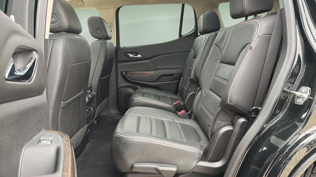 Used 2023 GMC Acadia Denali w/ Black Diamond Edition image 22