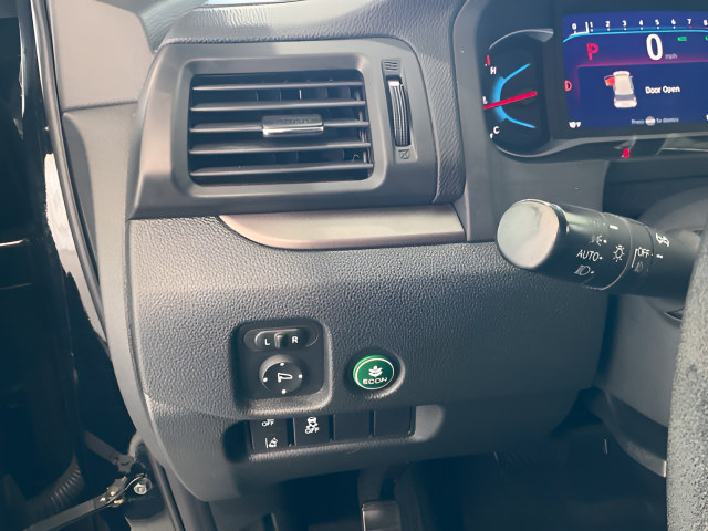 Certified 2022 Honda Pilot Special Edition image 13