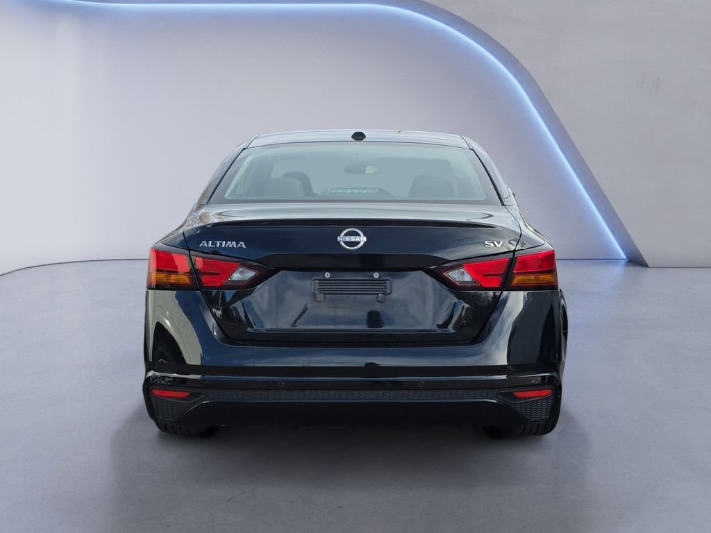 Used 2024 Nissan Altima 2.5 SV FWD image 4