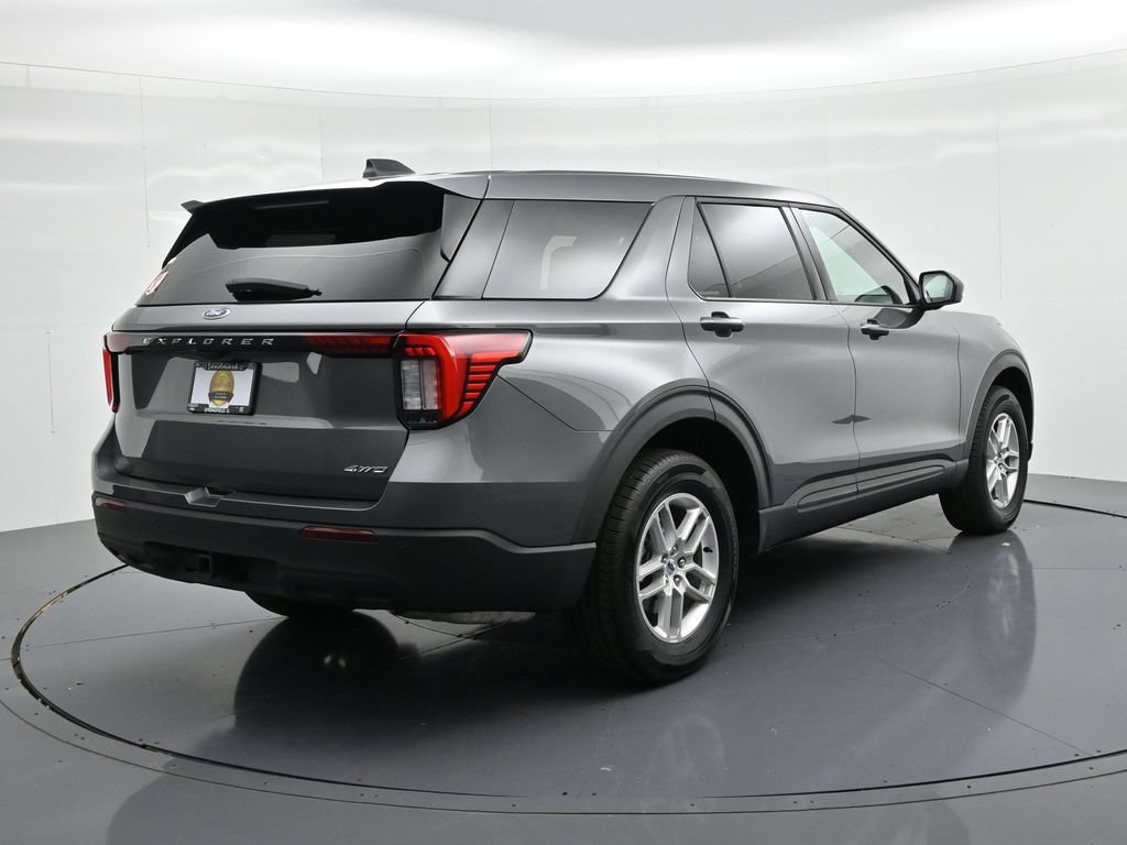 New 2026 Ford Explorer Active AWD/4WD image 6