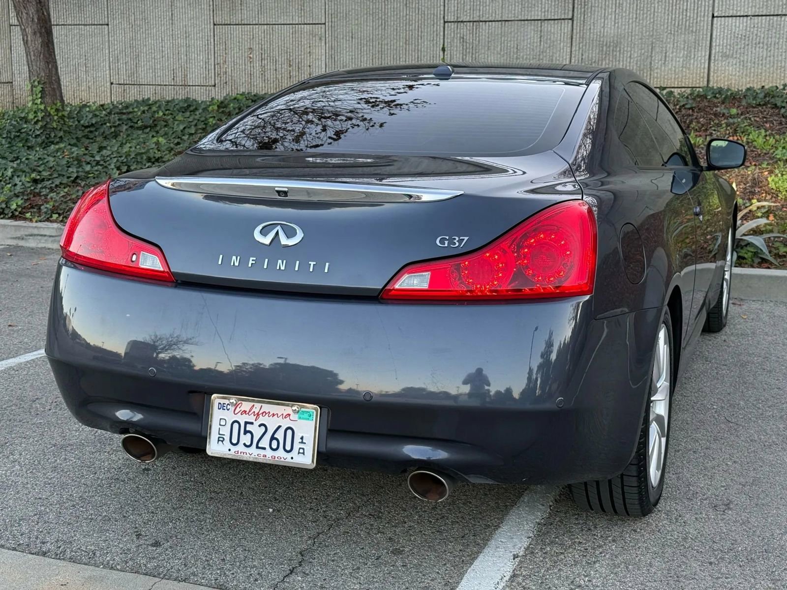 Used 2011 INFINITI G37 Journey w/ Premium Pkg image 14