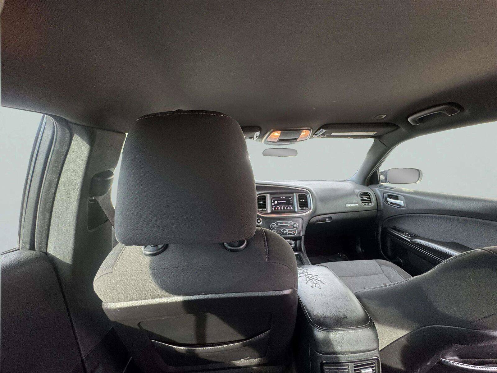Used 2018 Dodge Charger SXT RWD image 37