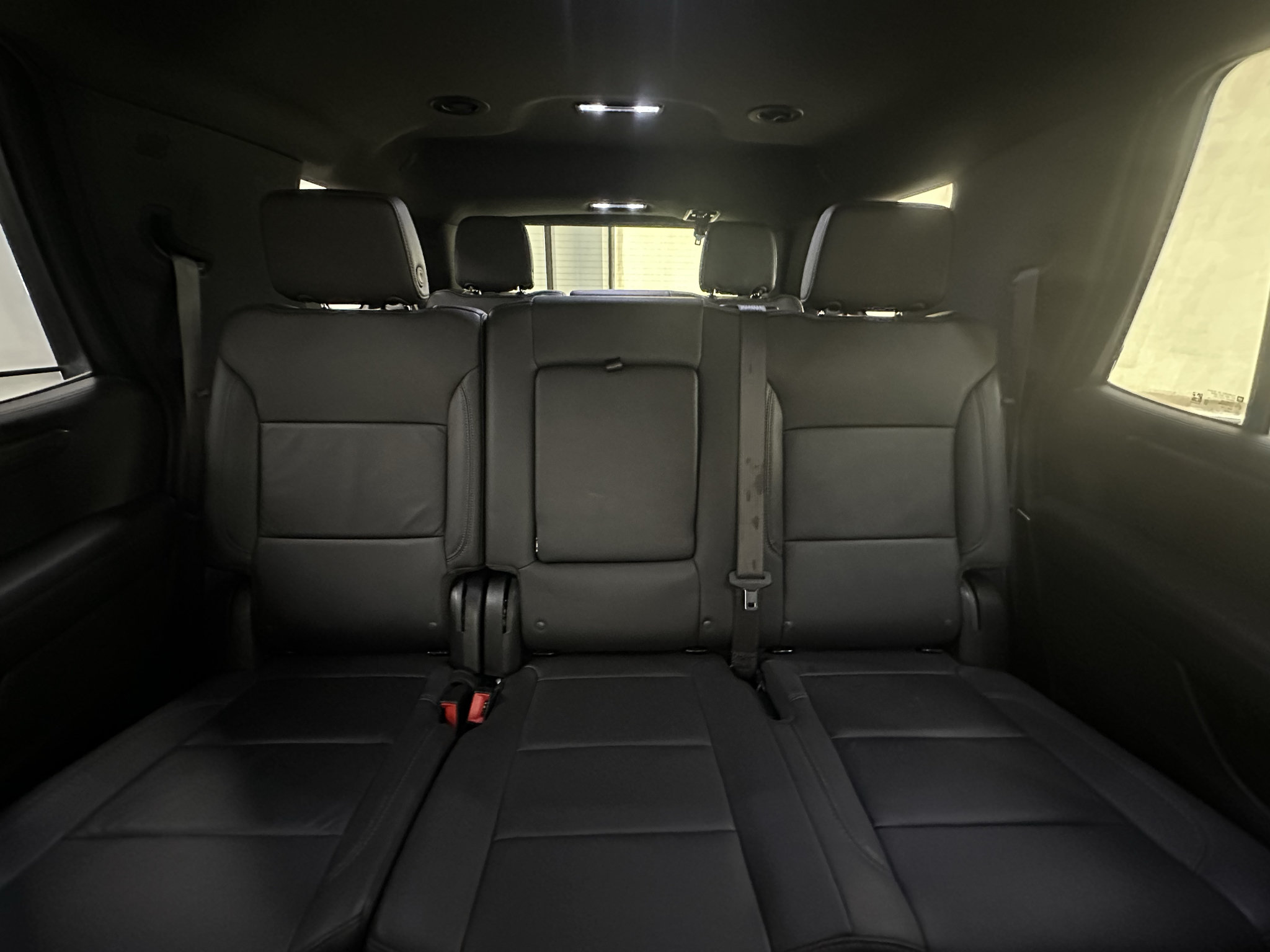 Used 2025 Chevrolet Tahoe LT AWD/4WD image 35